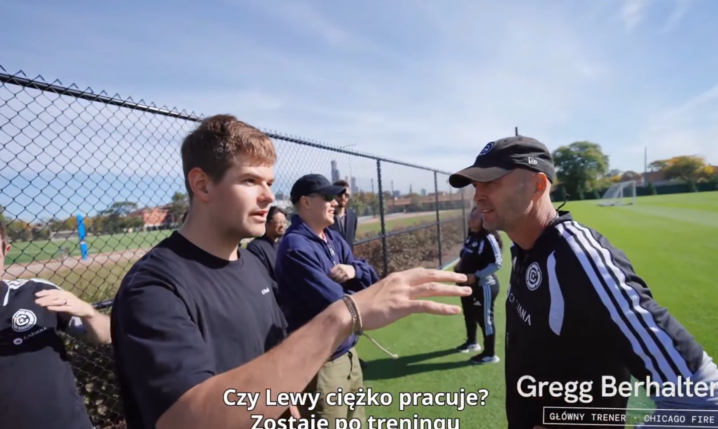ODPOWIEDŹ trenera Chicago Fire na pytanie Pateca o TRENINGI ROBERTA LEWANDOWSKIEGO xD [VIDEO]